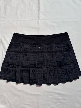 Lululemon Run: Pace Setter Skirt 12 Tall Manifesto Black Grey Lined Golf Tennis